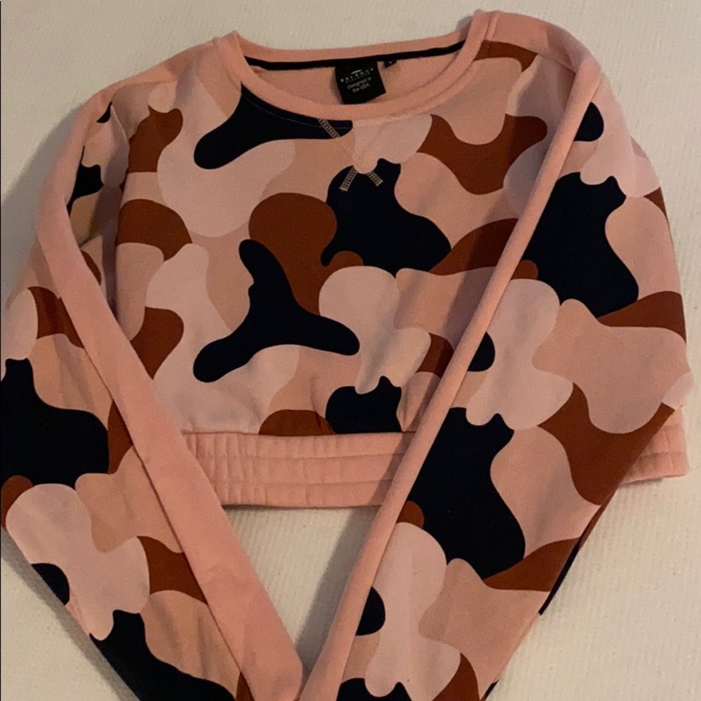Balance Athletica camo cropped sweatshirt